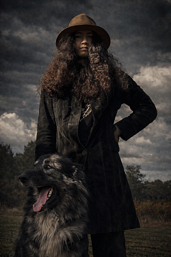 Kohatu in focused presence. Calm, grounded, and observant, he works through clarity rather than force. His leadership is quiet, built on consistency and understanding developed over time. The dog responds not to commands, but to structure and trust. This moment reflects learning through example — responsibility passed on through daily work, not explanation. At MANA ALPHA, leadership grows through experience, patience, and discipline.